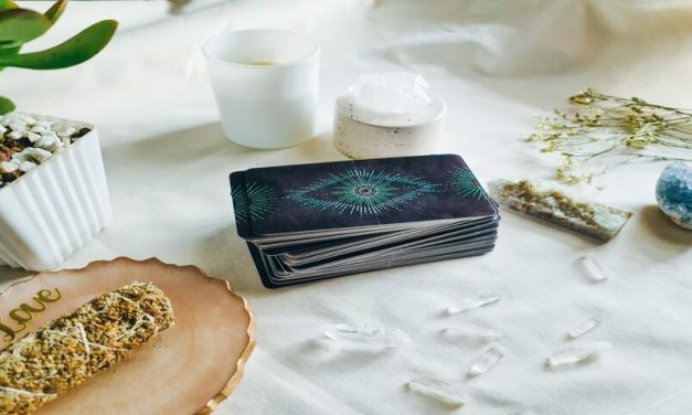 Best Crystals for Tarot Cards