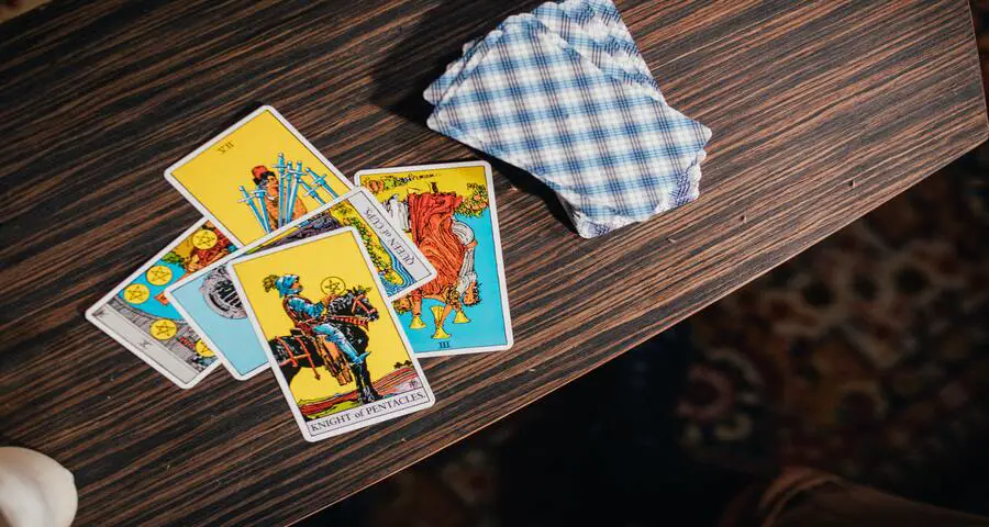 Best Tarot Cards for Beginners